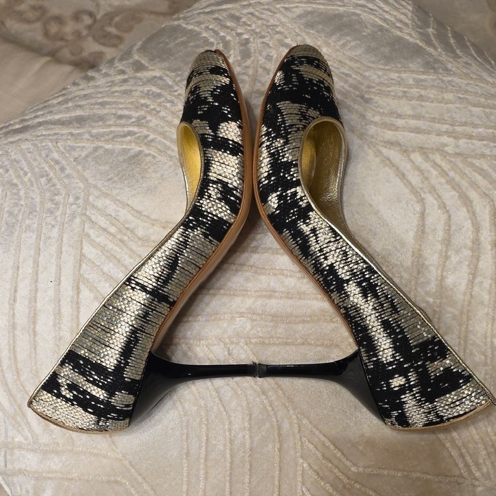 Claudia Ciuti Chic Patterned Black and Gold Heels 3 Inches Heel Size 6 - Picture 6 of 13
